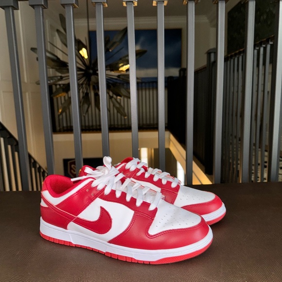 Nike Dunk USC Low - Picture 1 of 3